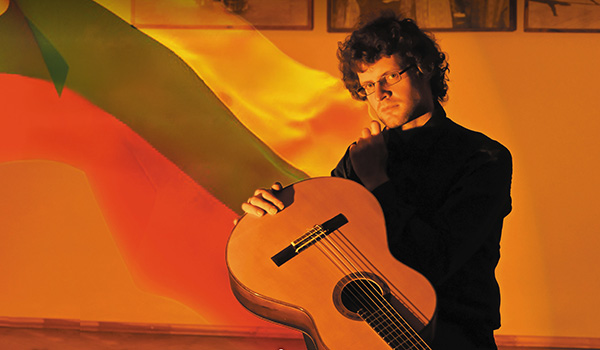 Luko Isaak klasikinės gitaros koncertas