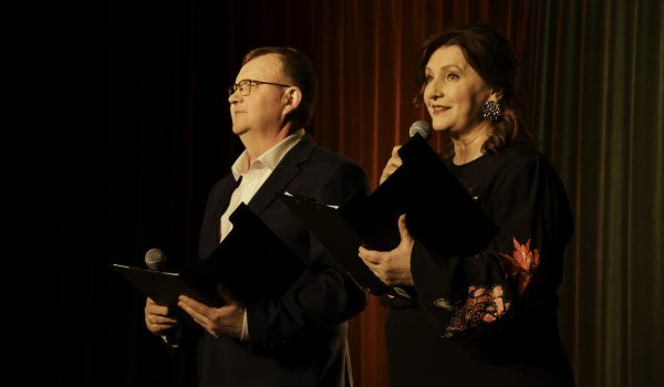 Veisiejuose klausytojų širdis šildė duetų vakaras „Dviejų širdžių daina“